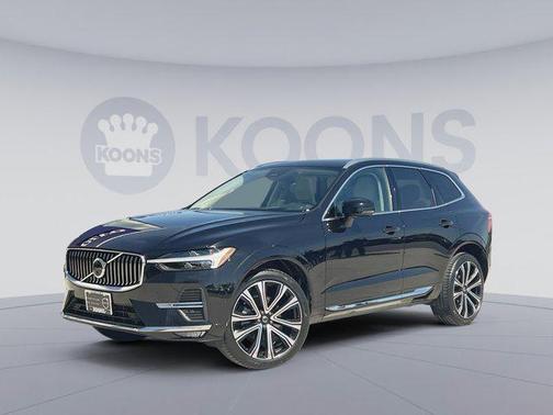 Onyx Black Metallic 2023 Volvo XC60 B5 Ultimate Bright Theme