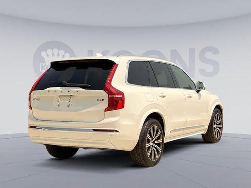 2024 Volvo XC90 B6 Plus Bright Theme 7-Seater