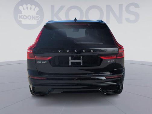 2025 Volvo XC60 B5 Ultra