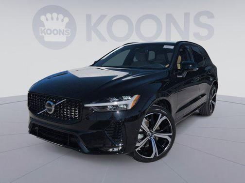 2025 Volvo XC60 B5 Ultra