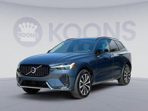 2024 Volvo XC60 B5 Plus Dark Theme