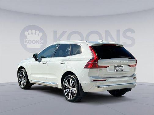 2022 Volvo XC60 Recharge Plug-In Hybrid T8 Inscription