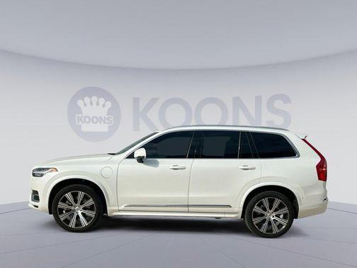2024 Volvo XC90 Recharge Plug-In Hybrid T8 Ultimate Bright Theme 7-Seater