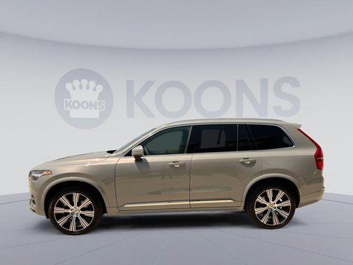 2024 Volvo XC90 B6 Ultimate Bright Theme 7-Seater