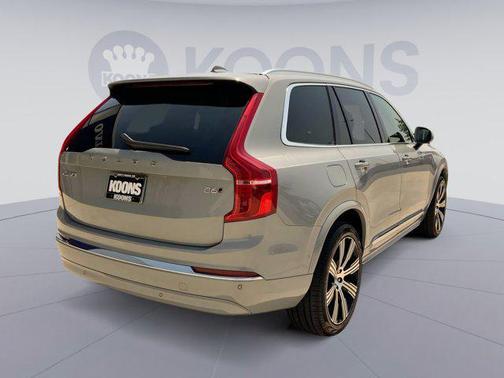 2024 Volvo XC90 B6 Ultimate Bright Theme 7-Seater
