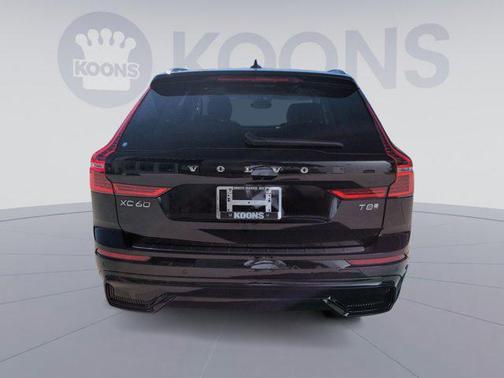 2025 Volvo XC60 Plug-In Hybrid T8 Plus