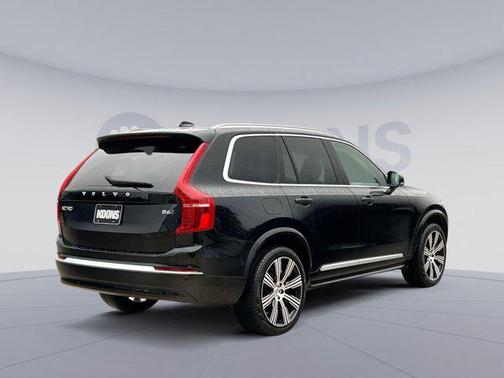 2025 Volvo XC90 B6 Ultra