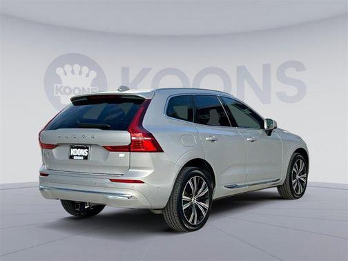 2022 Volvo XC60 Recharge Plug-In Hybrid T8 Inscription