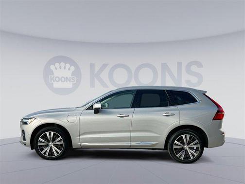 2022 Volvo XC60 Recharge Plug-In Hybrid T8 Inscription