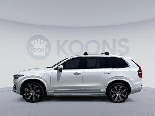 2023 Volvo XC90 Recharge Plug-In Hybrid T8 Plus Bright Theme 7-Seater