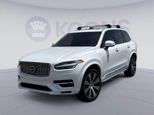 2023 Volvo XC90 Recharge Plug-In Hybrid T8 Plus Bright Theme 7-Seater