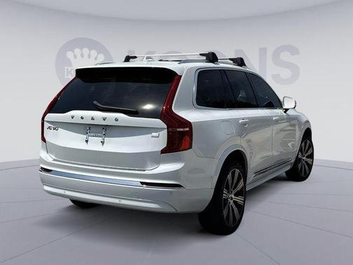 2023 Volvo XC90 Recharge Plug-In Hybrid T8 Plus Bright Theme 7-Seater