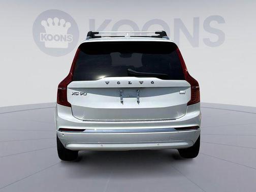 2023 Volvo XC90 Recharge Plug-In Hybrid T8 Plus Bright Theme 7-Seater
