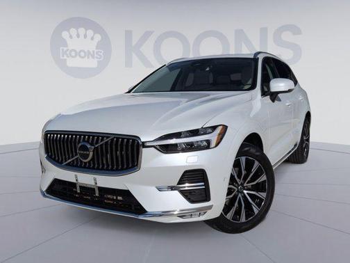 2023 Volvo XC60 B5 Plus Bright Theme