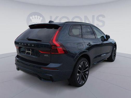 2026 Volvo XC60 B5 Ultra