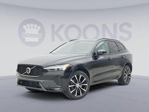 2024 Volvo XC60 B5 Plus Dark Theme