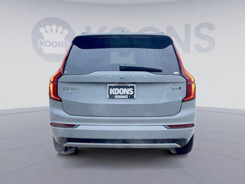 2026 Volvo XC90 B6 Ultra Dark Theme 6-Seater