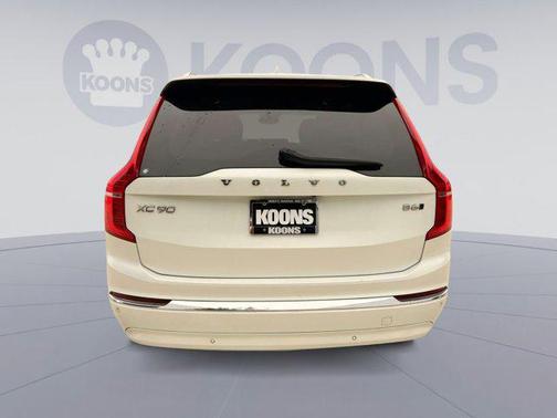 2023 Volvo XC90 B6 Plus 7-Seater