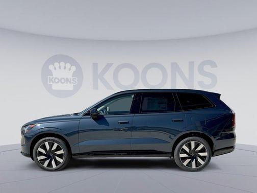 2025 Volvo EX90 Twin Motor Performance Plus 6-Seater
