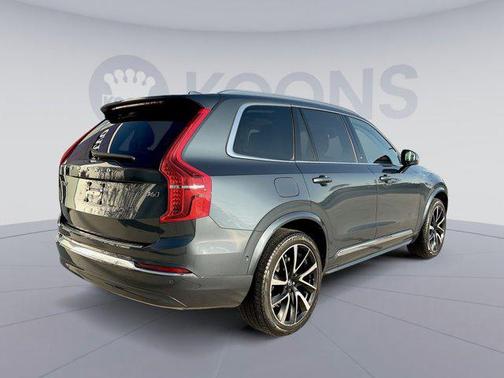 2023 Volvo XC90 B6 Plus 6-Seater