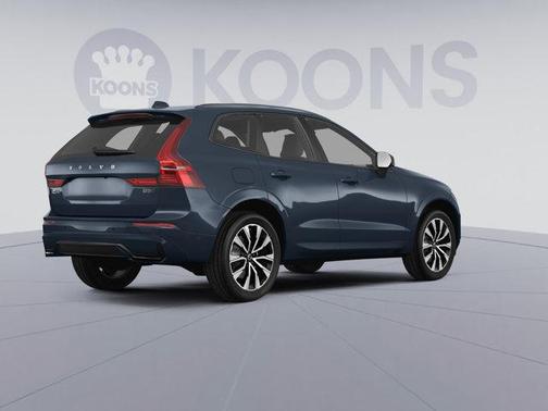 2023 Volvo XC60 B5 Ultimate Bright Theme