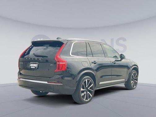 2023 Volvo XC90 B6 Plus 7-Seater