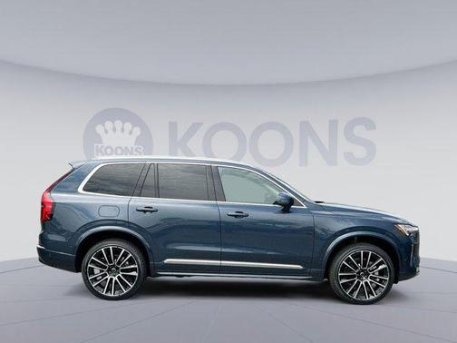 2025 Volvo XC90 B6 Plus 7-Seater