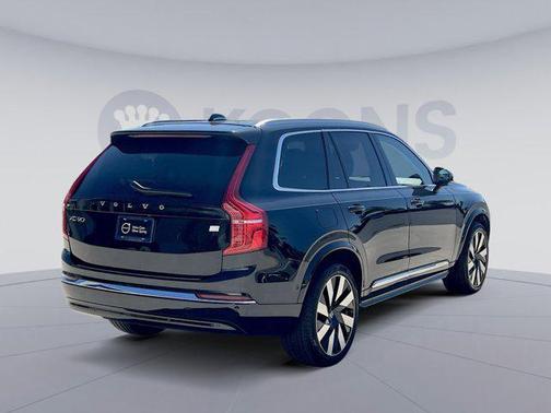 2024 Volvo XC90 Recharge Plug-In Hybrid T8 Ultimate 6-Seater