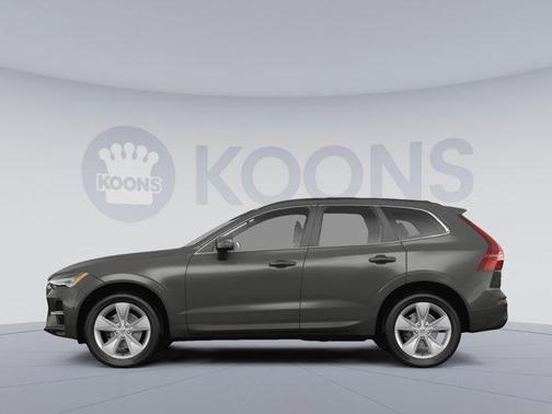 2022 Volvo XC60 B5 Momentum