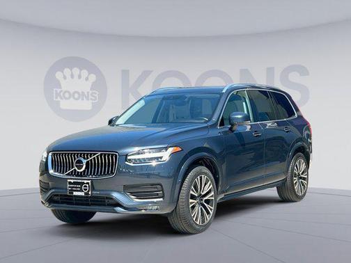 2021 Volvo XC90 T6 Momentum
