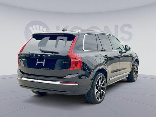 2024 Volvo XC90 B6 Plus Bright Theme 6-Seater