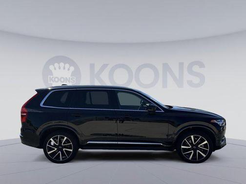 2024 Volvo XC90 B6 Plus Bright Theme 6-Seater