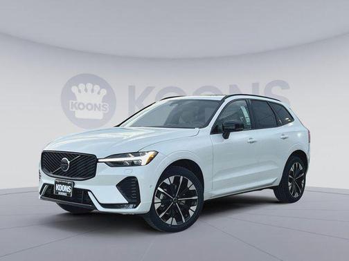 2026 Volvo XC60 B5 Plus