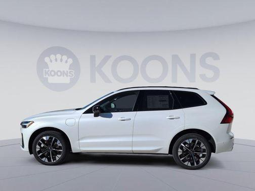 2026 Volvo XC60 Plug-In Hybrid T8 Plus
