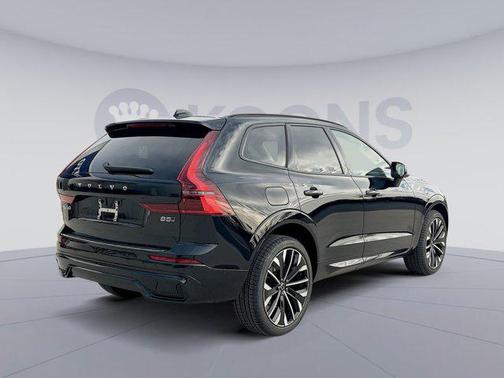 2026 Volvo XC60 B5 Ultra