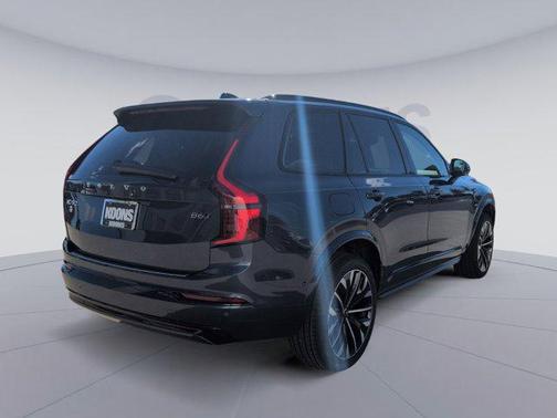 2026 Volvo XC90 B6 Ultra Dark Theme 7-Seater