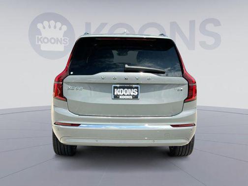 2025 Volvo XC90 Plug-In Hybrid T8 Plus 7-Seater