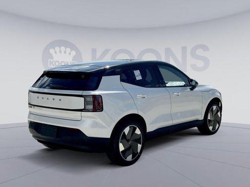 2025 Volvo EX30 Twin Motor Plus