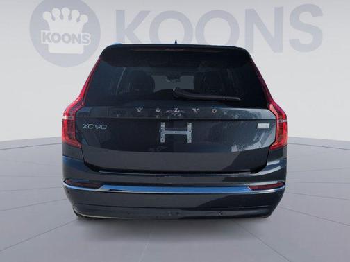 2024 Volvo XC90 Recharge Plug-In Hybrid T8 Ultimate 6-Seater