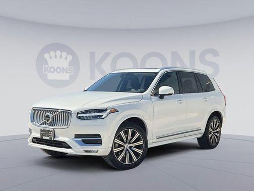 2025 Volvo XC90 B6 Plus 7-Seater