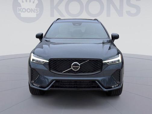 Denim Blue Metallic 2026 Volvo XC60 B5 Plus