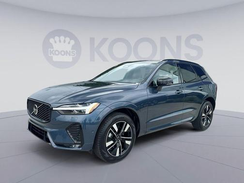 Denim Blue Metallic 2026 Volvo XC60 B5 Plus