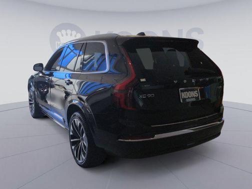 2026 Volvo XC90 Plug-In Hybrid T8 Plus 7-Seater