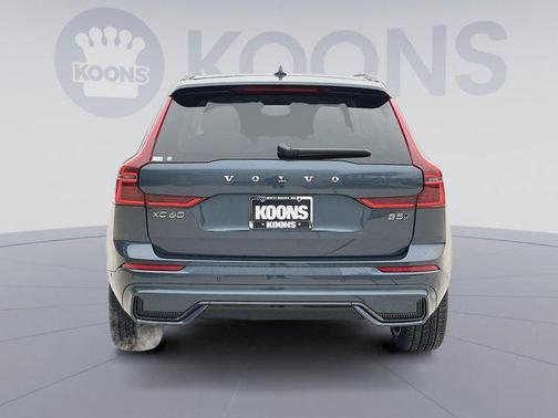 2026 Volvo XC60 B5 Ultra