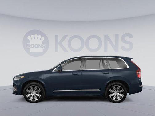 2025 Volvo XC90 Plug-In Hybrid T8 Plus 7-Seater