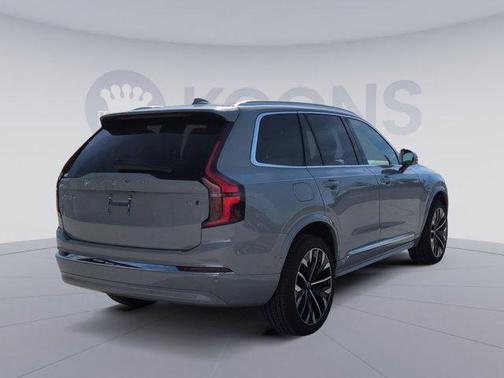 2026 Volvo XC90 B6 Ultra 7-Seater