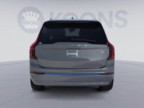 2026 Volvo XC90 B6 Ultra 7-Seater