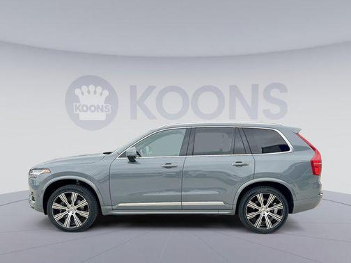 2022 Volvo XC90 T6 Inscription