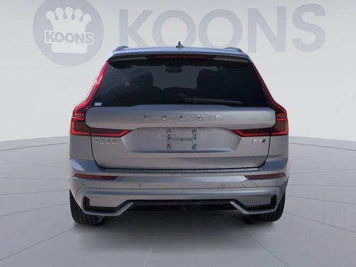 2026 Volvo XC60 B5 Plus