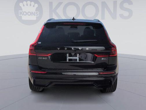 2026 Volvo XC60 B5 Ultra